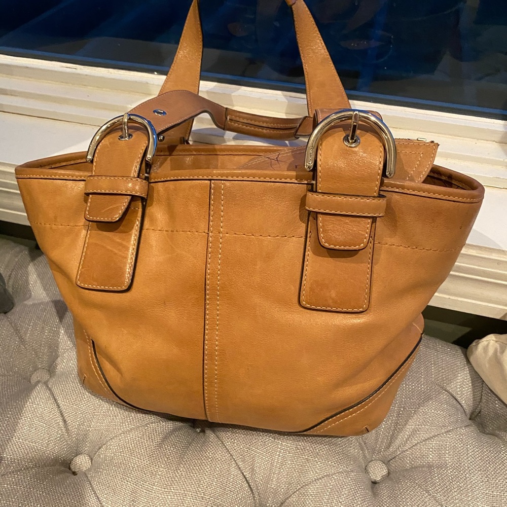 COACH Vintage Soho Handbag/Purse, Soft Tan Leather